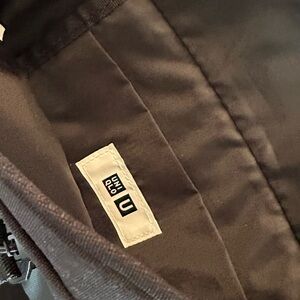 Uniqlo black cross body bag
